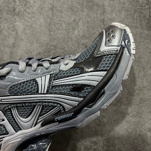 バレンシアガメンズ レディース トリプルS スニーカー