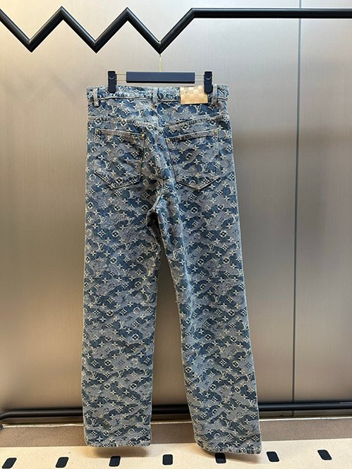 ルイ・ヴィトン スリムフィット デニムパンツ