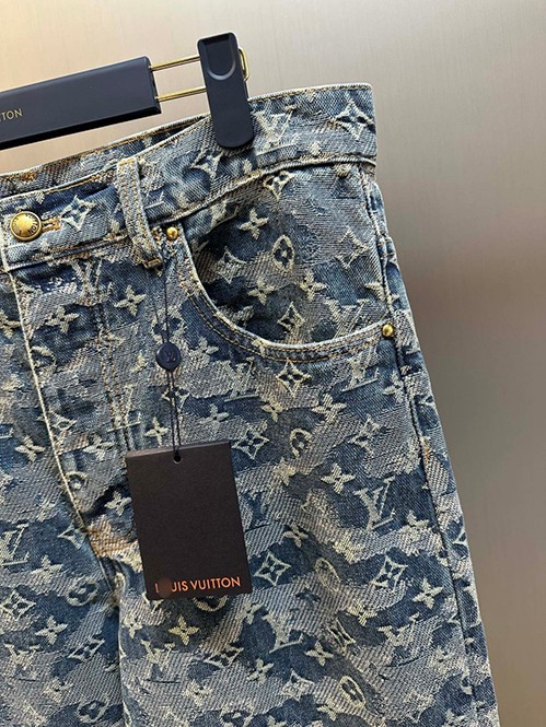 ルイ・ヴィトン スリムフィット デニムパンツ
