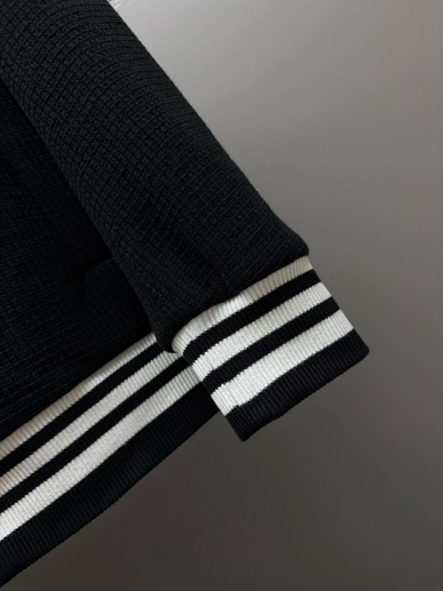 モンクレール クラシック ダウンジャケット