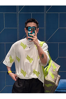 グッチフルプリント半袖Tシャツ