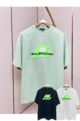 バレンシアガ新しいLBシリコンプリントTシャツ