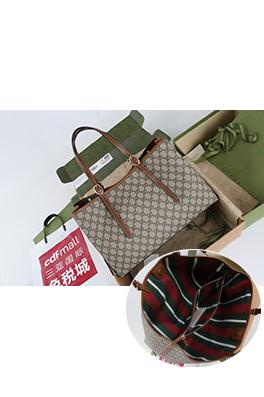 グッチ牛革トートバッグ