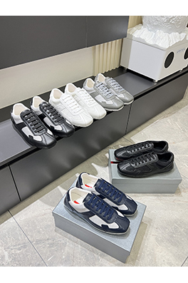プラダ ファッションハイエンドスニーカー