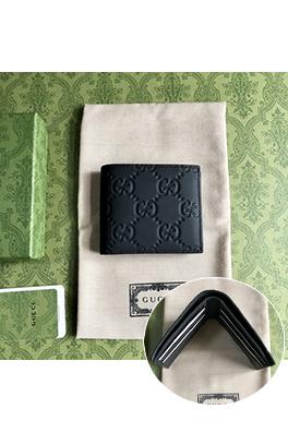 グッチスーパーコピー GGラバー効果二つ折り財布
