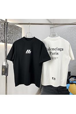 バレンシアガ新しいTシャツ