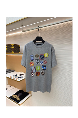 ルイ・ヴィトン メンズ・レディース 半袖Tシャツ存在感あふれる