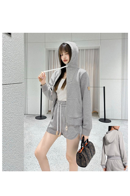 ルイ･ヴィトンスタイリッシュで上質な仕上レディース フード パーカー アウター