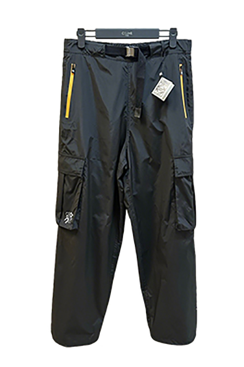 ロエベ ススーパーコピーウェットパンツルームウェア感が出にく