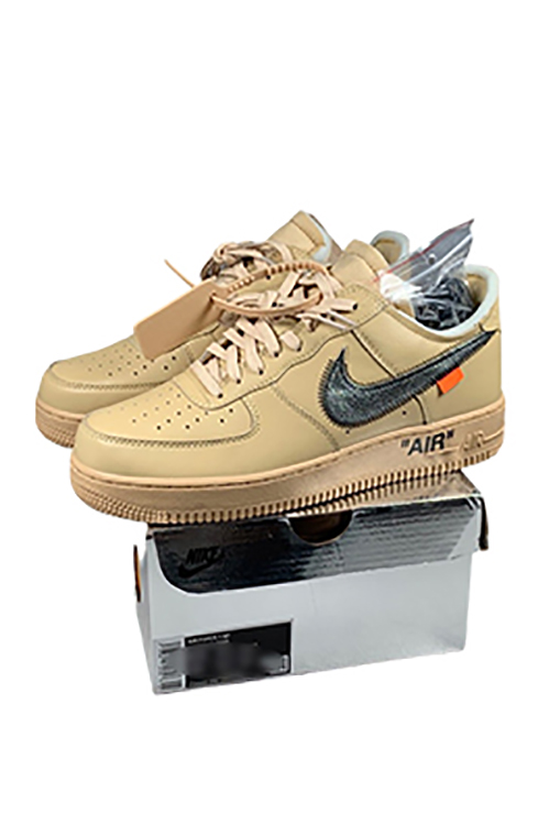 ナイキ &times; オフホワイト メンズスニーカースポーティー