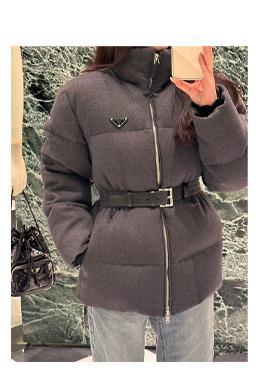 プラダスーパーコピー ベルベット パディング ダウンジャケット ネイビー