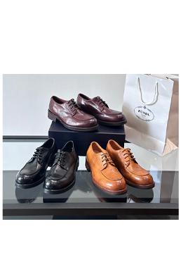 プラダ スーパーコピーメンズ ブラッシュドレザー ローファー