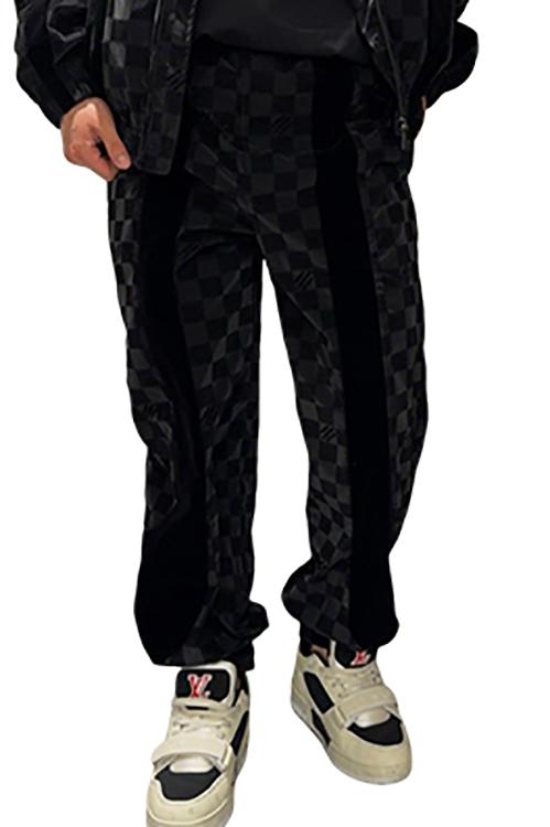 ルイヴィトンスウェットパンツモノグラムデザイン