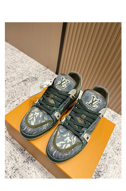 ルイ・ヴィトンメンズ レディース バター ソフト モノグラム プレミアムスニーカー