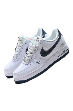 ナイキXグッチ メンズ レディースデイブレイク 軽量ランニング モデルスニーカー