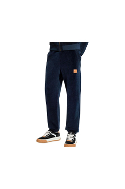 ルイ・ヴィトン スウェットパンツ。耐久性のある素材で長く愛用可能