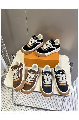 ルイ・ヴィトンメンズ レディース バターソフト モノグラム デザイン スニーカー