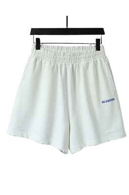 バレンシアガ ロゴ スウェットパンツ ストリートスタイル