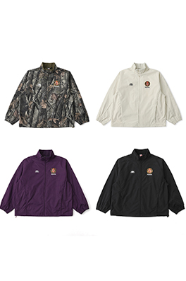 シュプリーム&times;UMBRO  コラボ 限定商品 ジャケット　アウター