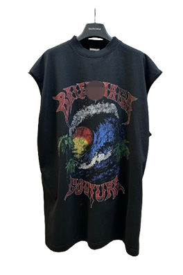 バレンシアガ 今買うべきトレンド半袖Tシャツ特集