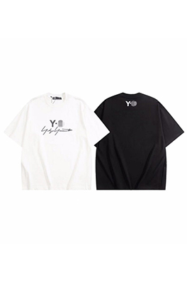 ヨウジヤマモト 夏のお出かけにぴったり半袖Tシャツ