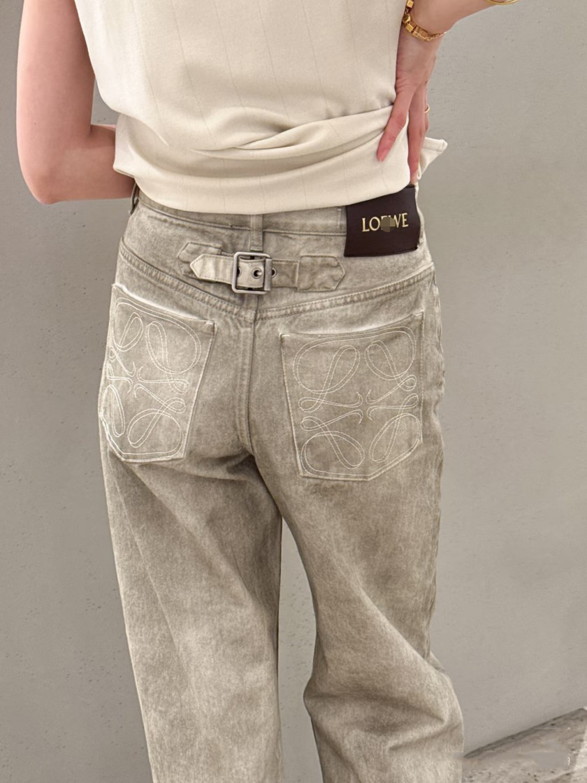 ロエベレディース デニムパンツ