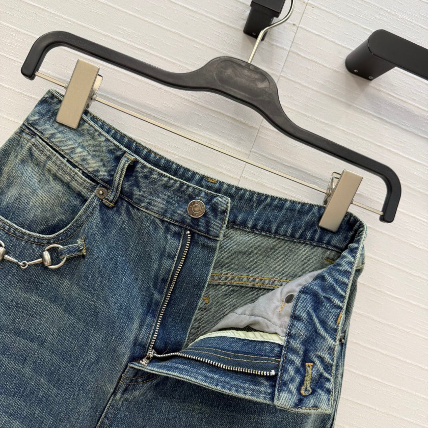 グッチレディース デニムパンツ