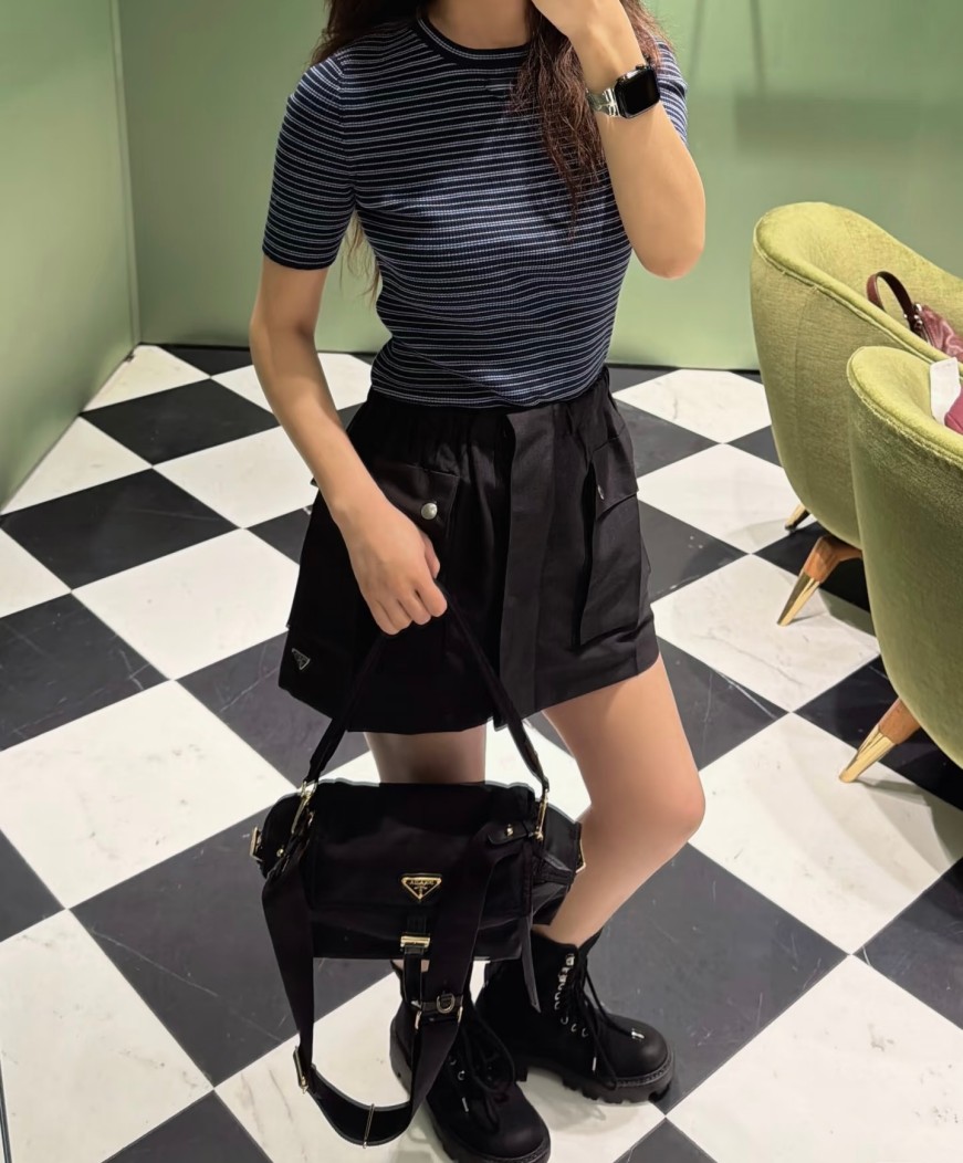 プラダコピーレディース 半袖Tシャツ