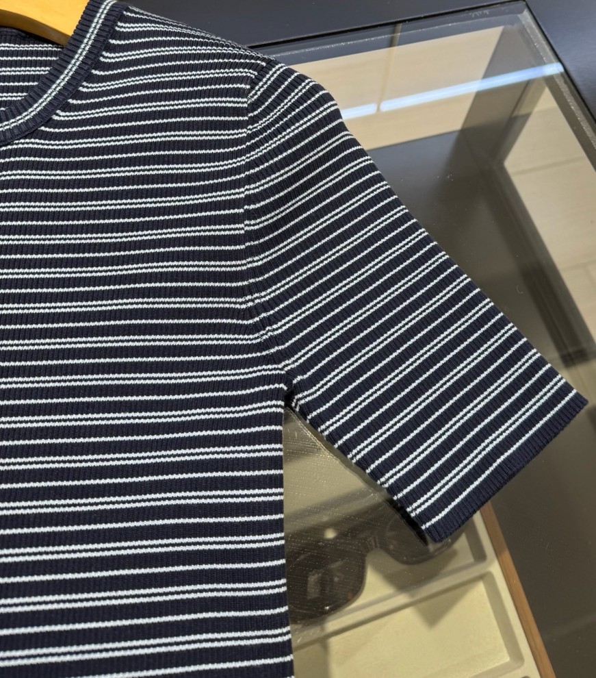 プラダコピーレディース 半袖Tシャツ