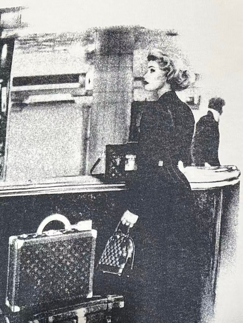 ルイヴィトンスーパーコピーレディース 半袖Tシャツ