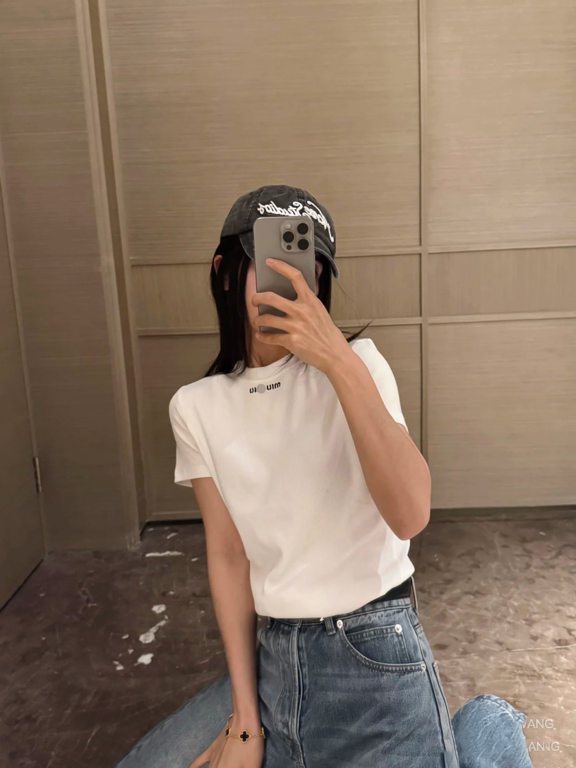 ミュウミュウスーパーコピーレディース 半袖Tシャツ