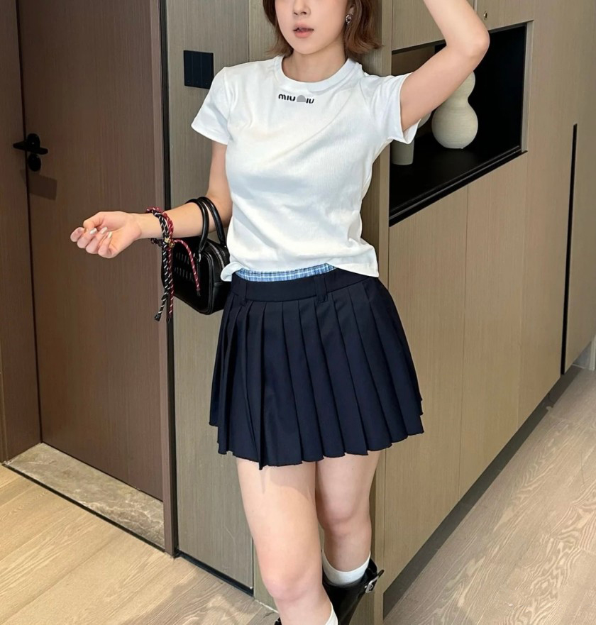 ミュウミュウスーパーコピーレディース 半袖Tシャツ