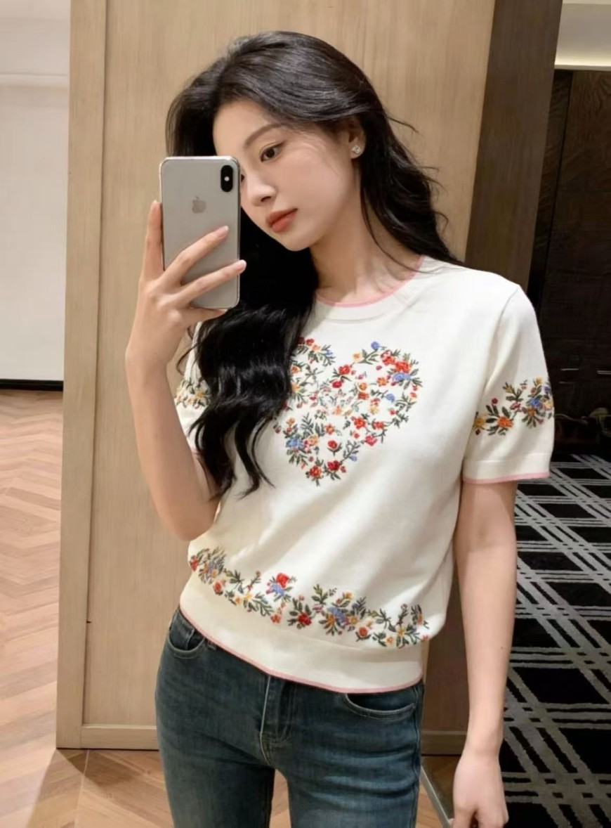 ディオールスーパーコピーレディース 半袖Tシャツ