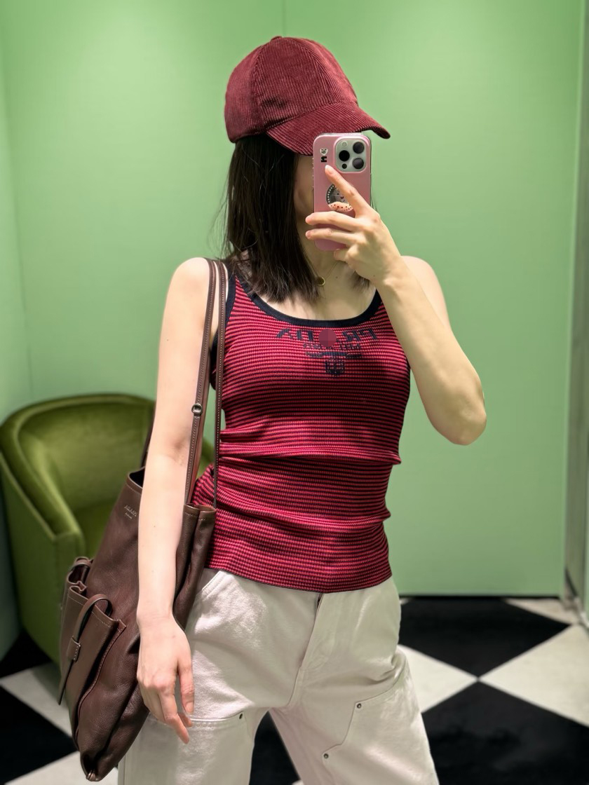 プラダスーパーコピーレディース　ニット タンクトップ