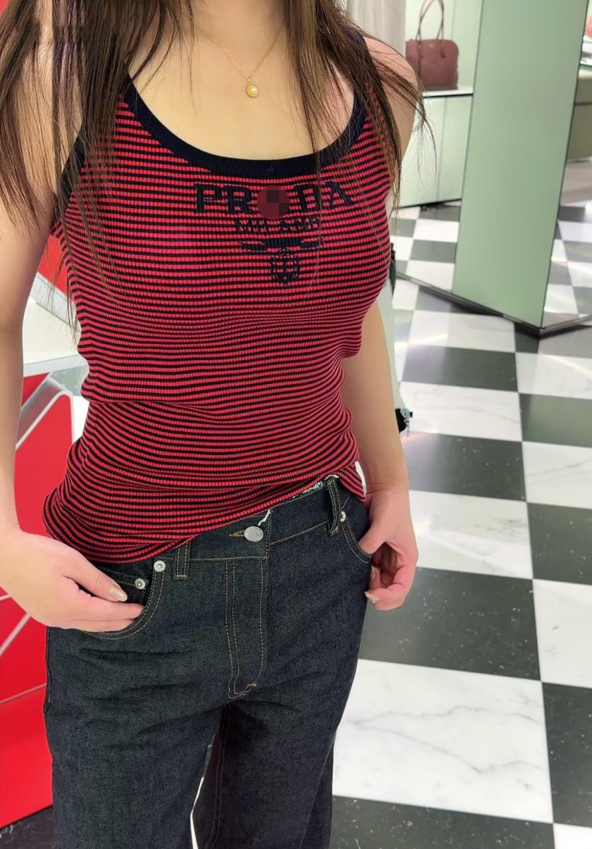 プラダスーパーコピーレディース　ニット タンクトップ