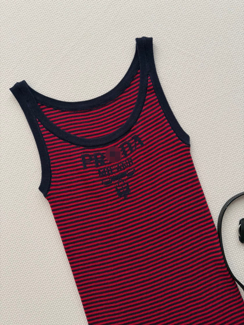 プラダスーパーコピーレディース　ニット タンクトップ