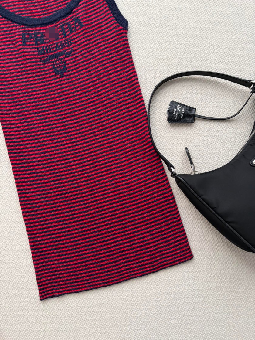 プラダスーパーコピーレディース　ニット タンクトップ