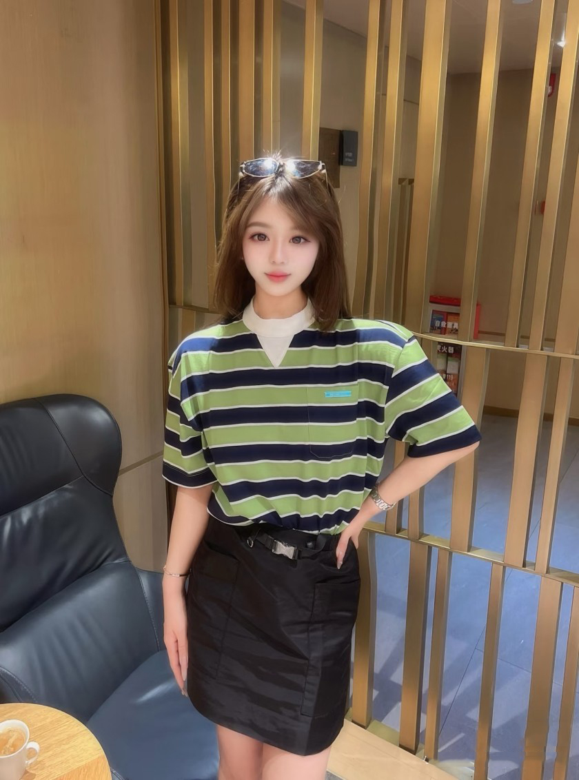 プラダスーパーコピーレディース 半袖Tシャツ