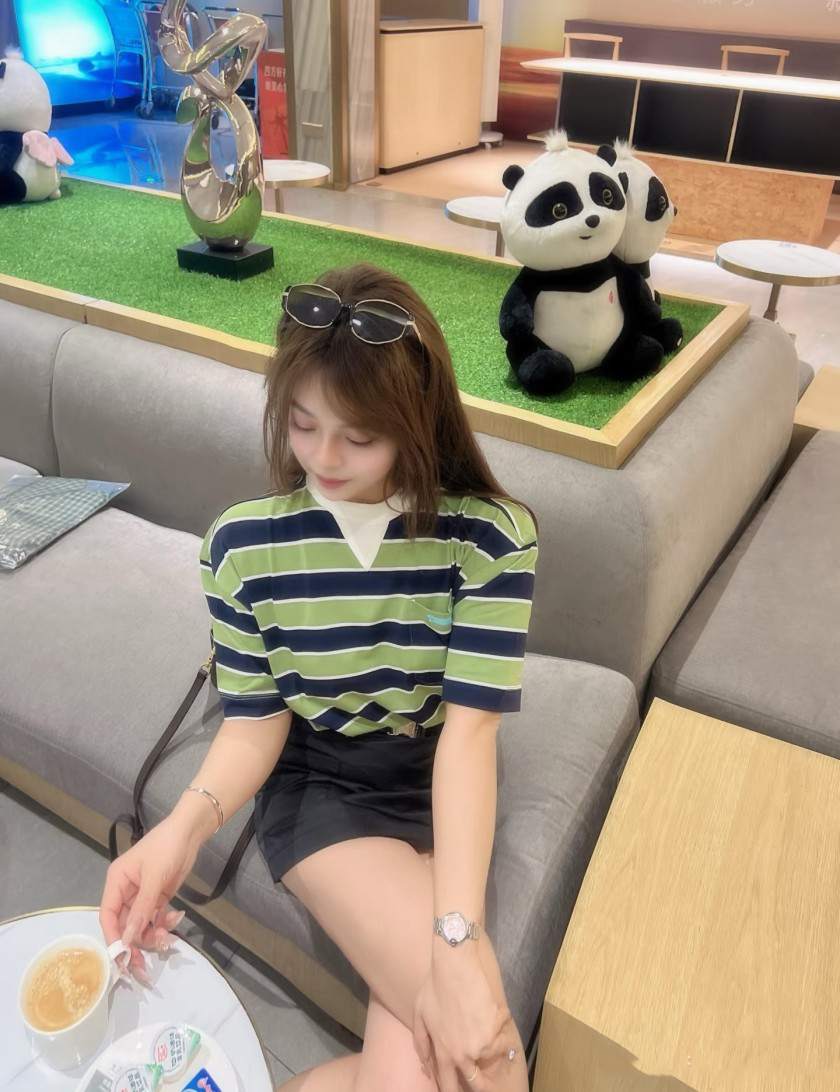 プラダスーパーコピーレディース 半袖Tシャツ