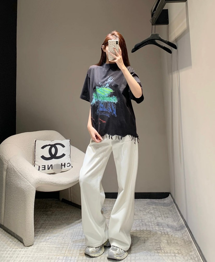 バレンシアガ レディース 半袖Tシャツ