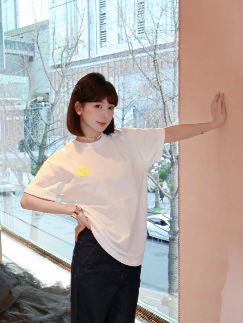 グッチ レディース 半袖Tシャツ