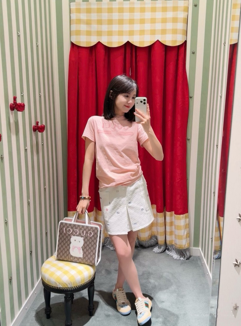 グッチ レディース 半袖Tシャツ