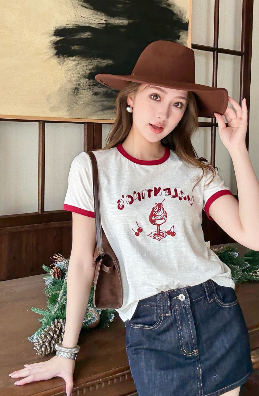 ヴァレンティノ レディース 半袖Tシャツ