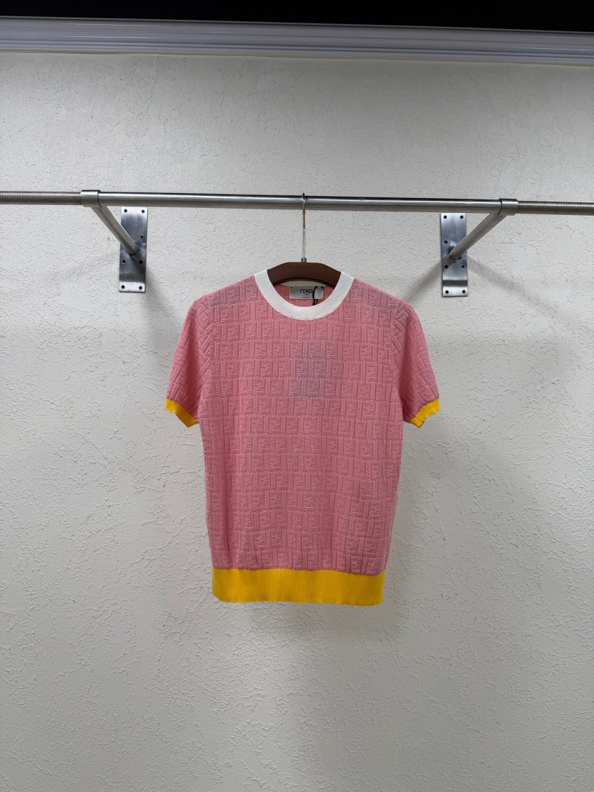 フェンディレディース　ニット 半袖Tシャツ