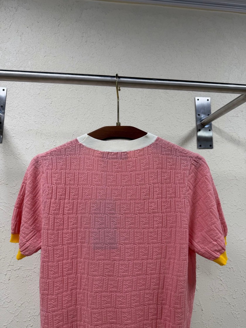 フェンディレディース　ニット 半袖Tシャツ