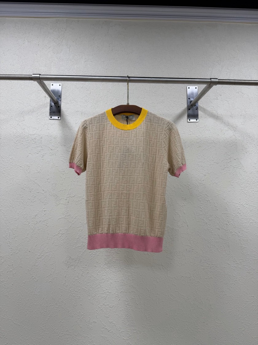 フェンディレディース　ニット 半袖Tシャツ
