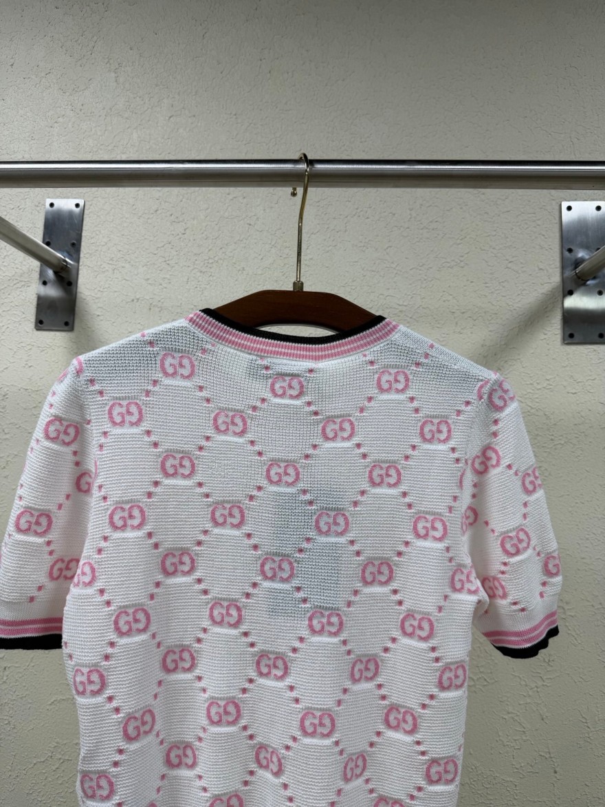 グッチレディース　半袖Tシャツ