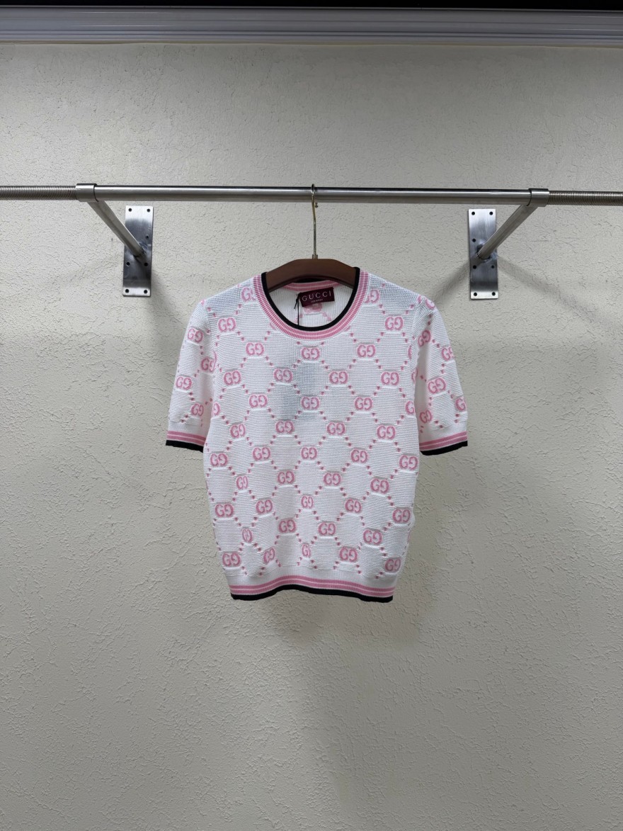 グッチレディース　半袖Tシャツ