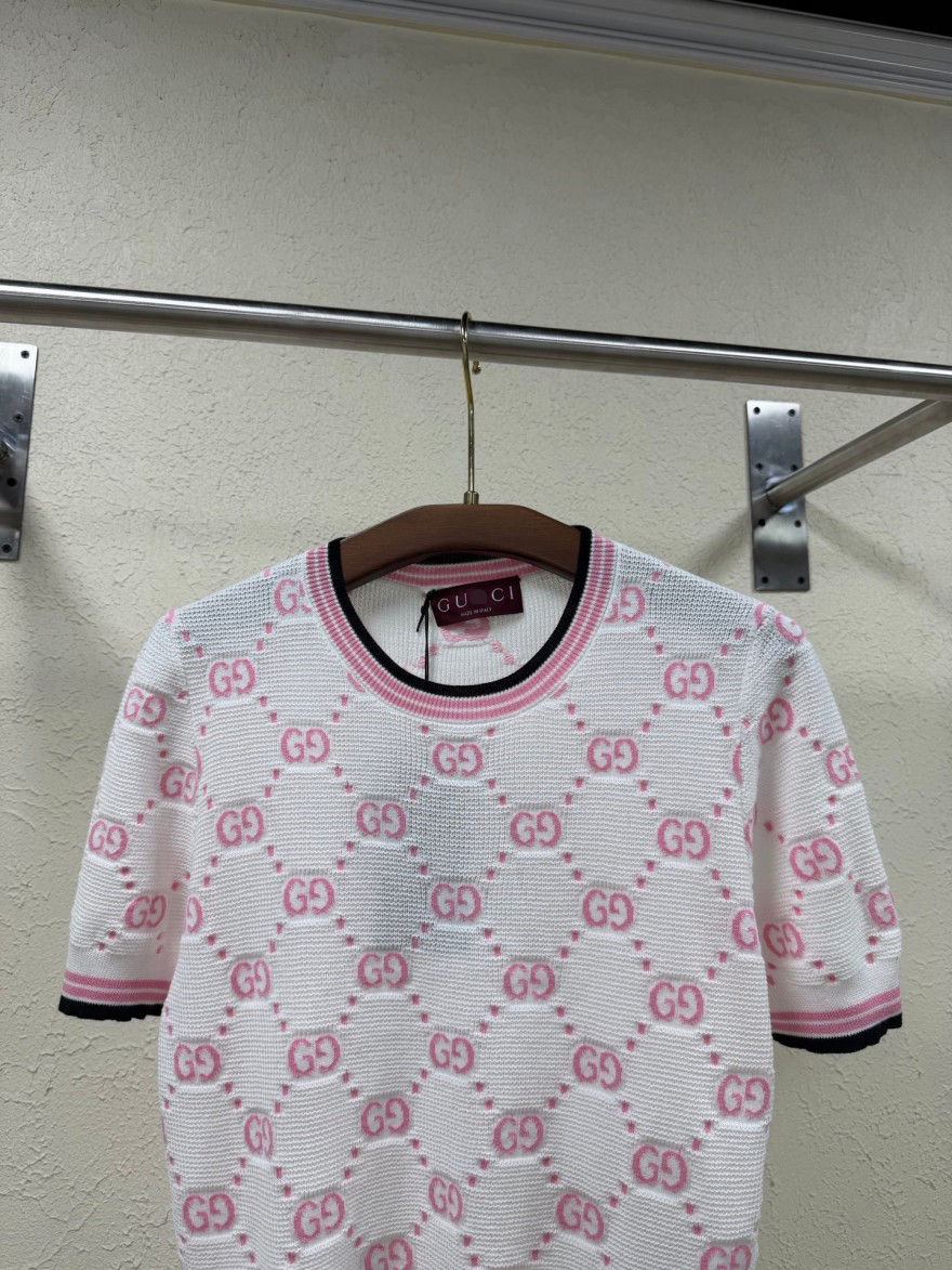 グッチレディース　半袖Tシャツ