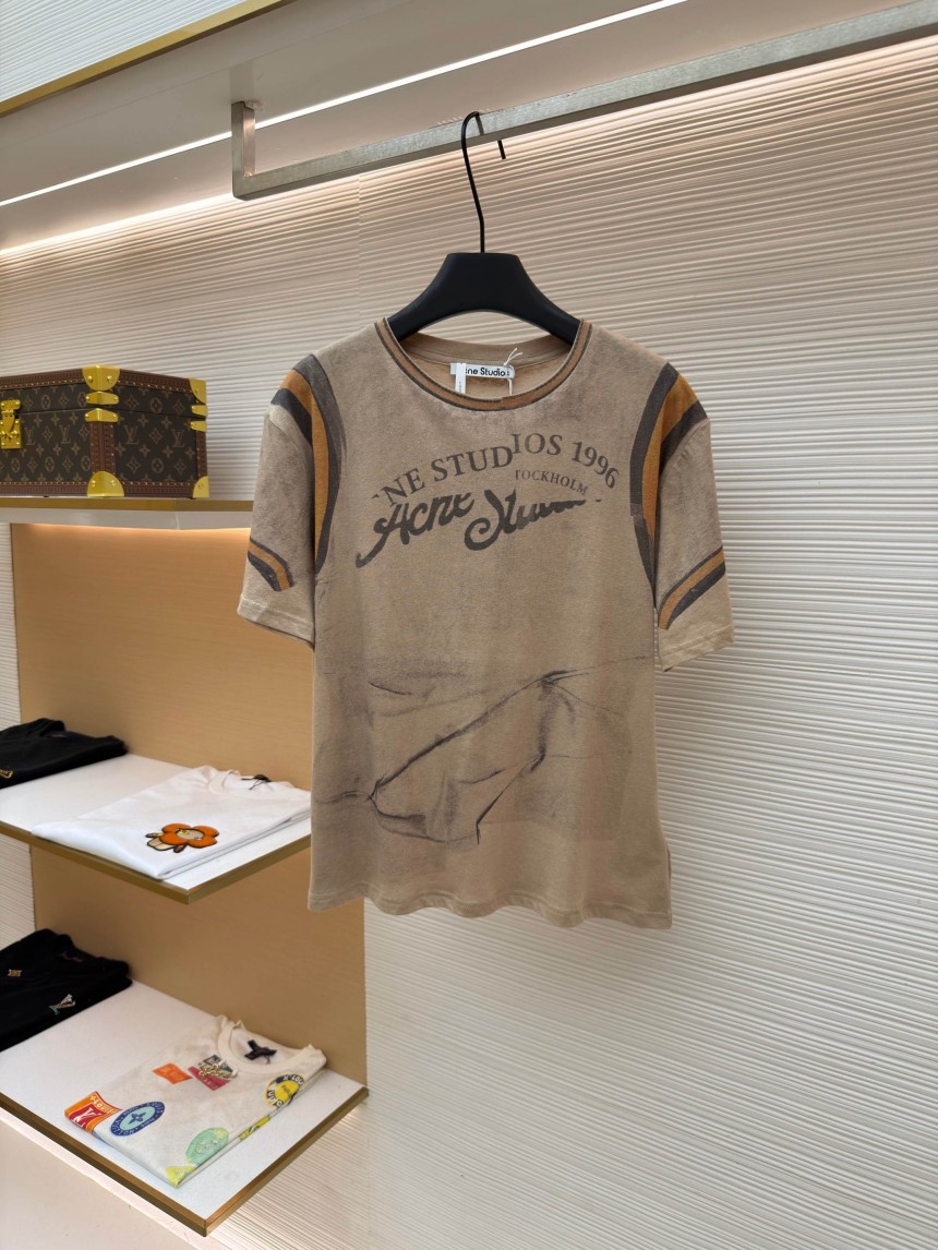 アクネ ストゥディオ ズレディース　半袖Tシャツ